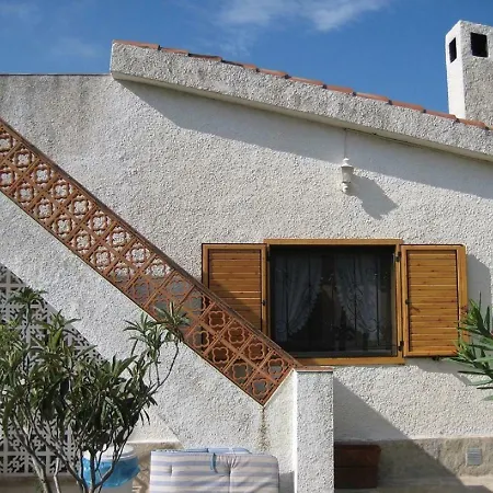 Con Piscina L'Ampolla