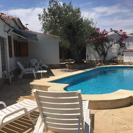 Con Piscina Holiday home *