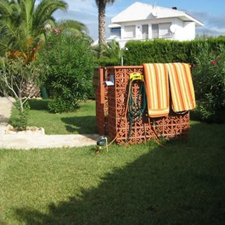 Con Piscina * إليامبويا